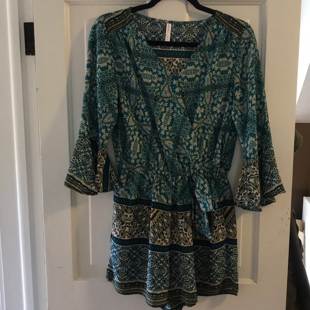 Xhilatation Patterned Romper